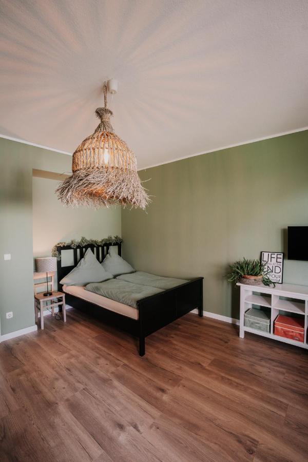 Soonwald Studio Mit Terrasse & Whirlpool Stromberg  Exterior photo
